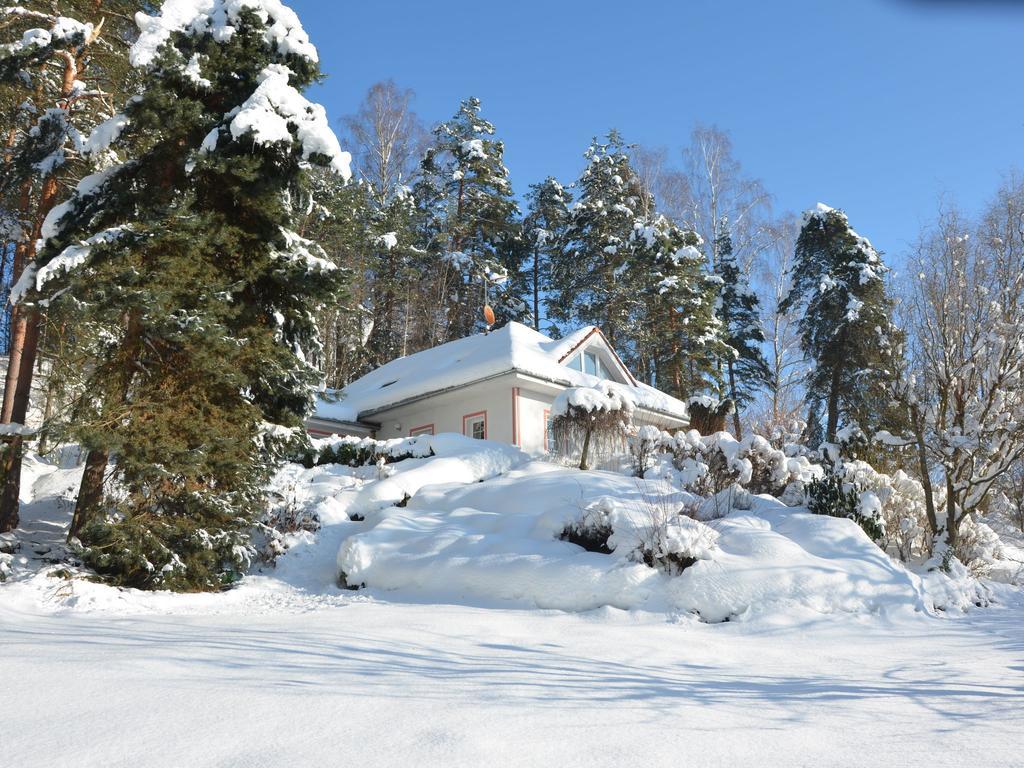 Villa Comfortable Detached House With Large Garden Klokoci Exterior foto